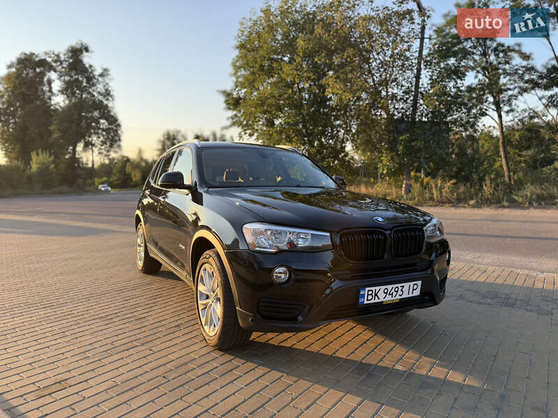 Внедорожник / Кроссовер BMW X3 2015 в Ровно