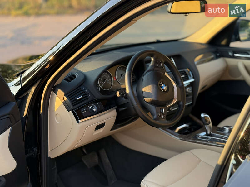 Внедорожник / Кроссовер BMW X3 2015 в Ровно