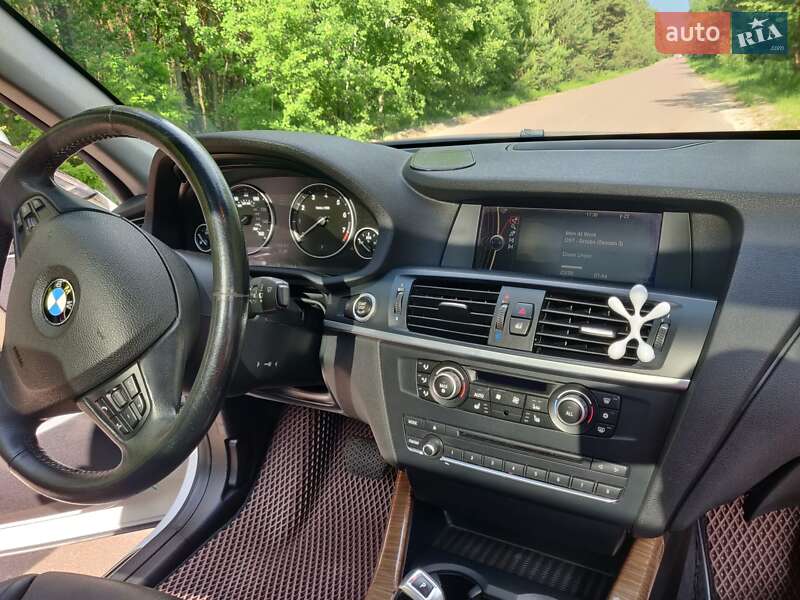 Внедорожник / Кроссовер BMW X3 2012 в Славутиче