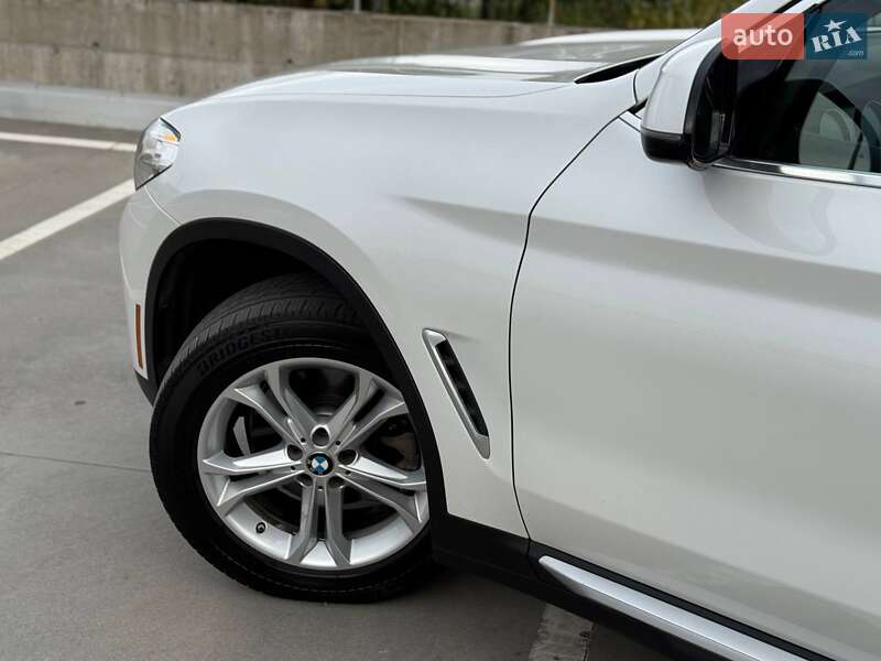 Внедорожник / Кроссовер BMW X3 2018 в Киеве