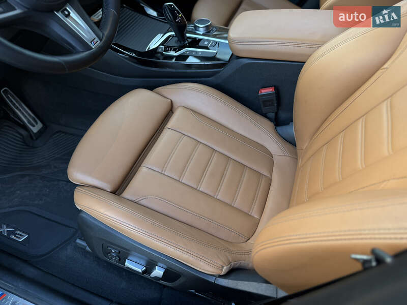 Внедорожник / Кроссовер BMW X3 2019 в Львове