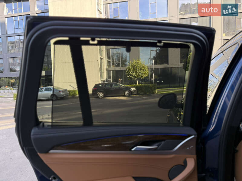 Внедорожник / Кроссовер BMW X3 2019 в Львове