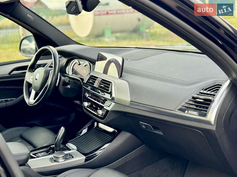 Внедорожник / Кроссовер BMW X3 2018 в Калуше фото 59 Внедорожник / Кроссовер BMW X3 2018 в Калуше