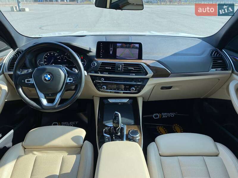 Внедорожник / Кроссовер BMW X3 2018 в Львове