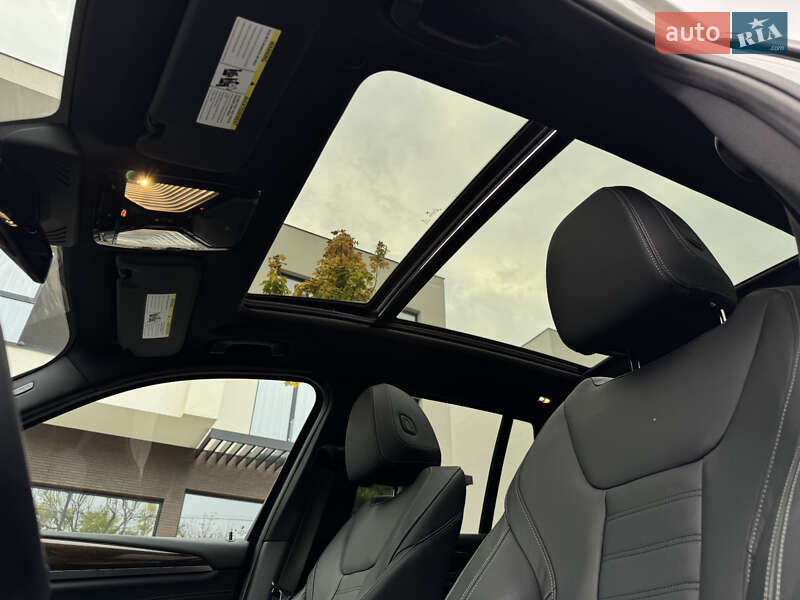 Внедорожник / Кроссовер BMW X3 2018 в Ужгороде