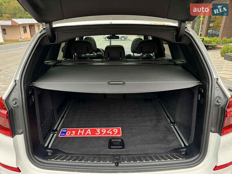 Внедорожник / Кроссовер BMW X3 2018 в Ужгороде