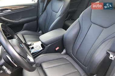Внедорожник / Кроссовер BMW X3 2019 в 