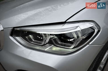 Внедорожник / Кроссовер BMW X3 2018 в 