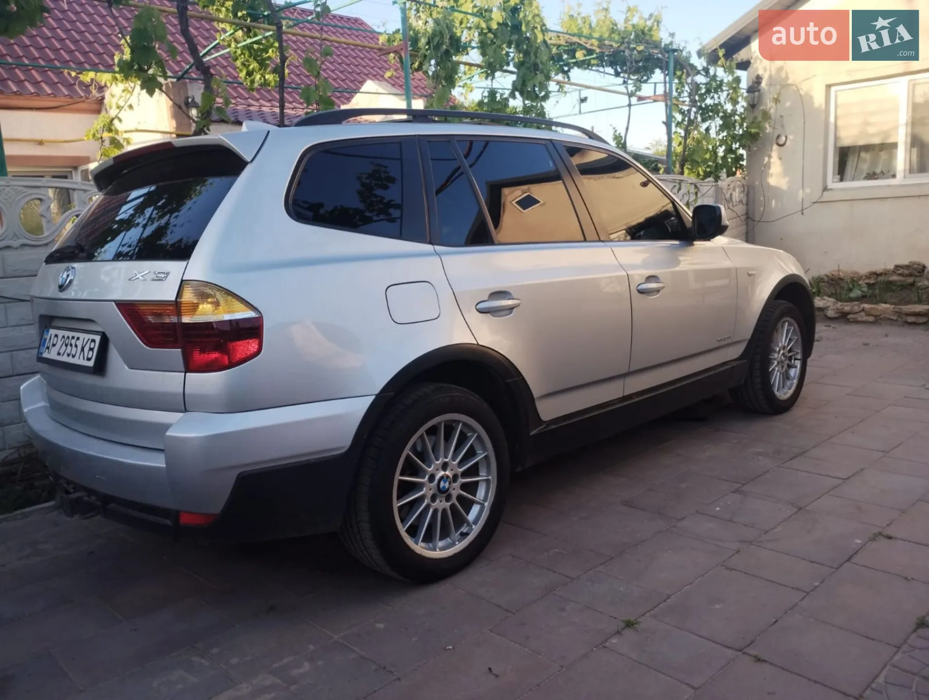 2010 BMW X3 - мініатюра 2