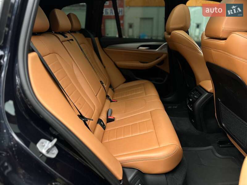 Внедорожник / Кроссовер BMW X3 2019 в Киеве