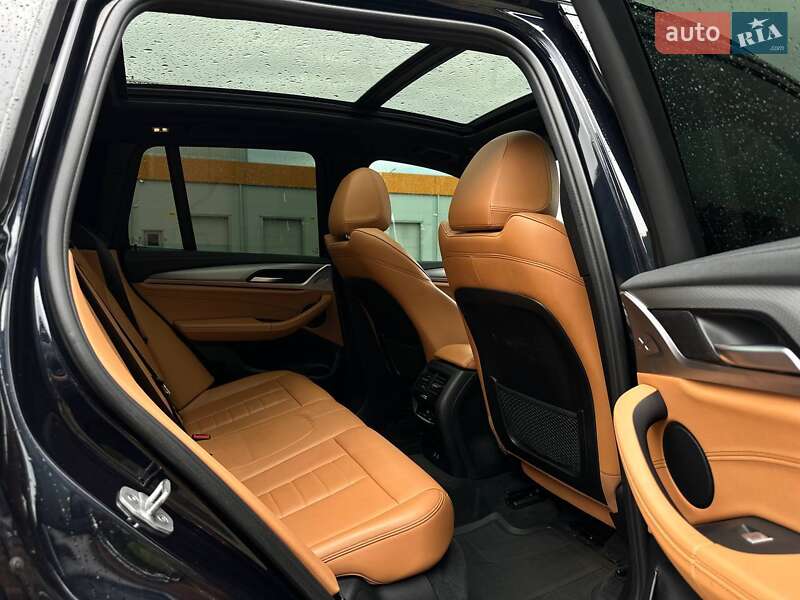 Внедорожник / Кроссовер BMW X3 2019 в Киеве