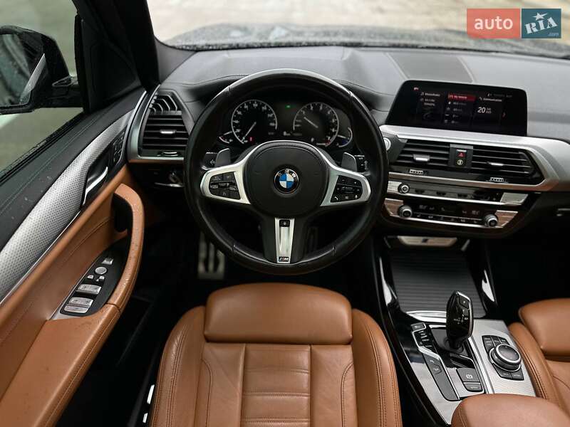 Внедорожник / Кроссовер BMW X3 2019 в Киеве