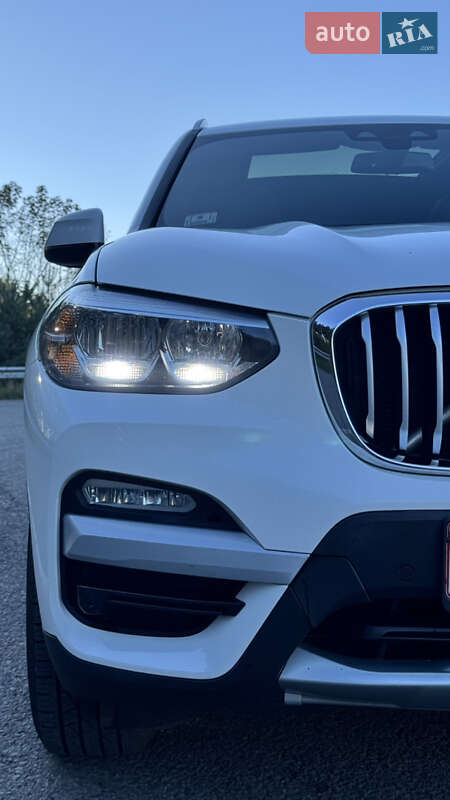 Внедорожник / Кроссовер BMW X3 2019 в Ковеле