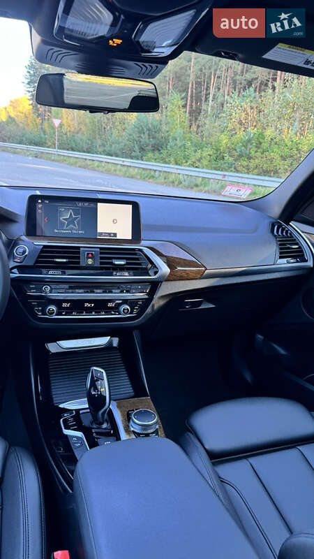 Внедорожник / Кроссовер BMW X3 2019 в Ковеле