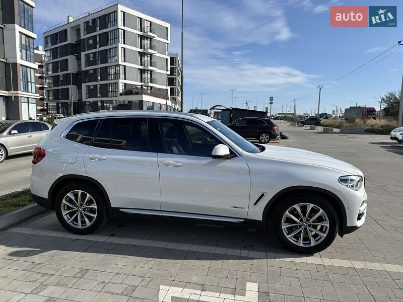 Внедорожник / Кроссовер BMW X3 2018 в Львове