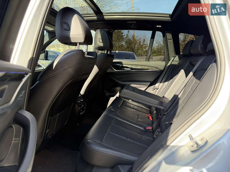 Внедорожник / Кроссовер BMW X3 2017 в Ивано-Франковске