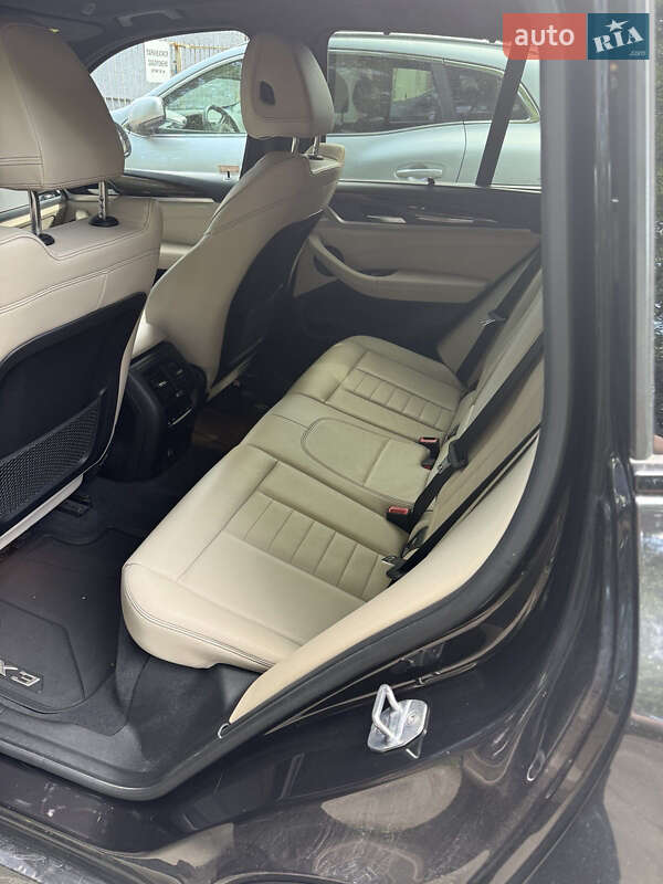 Внедорожник / Кроссовер BMW X3 2018 в Львове