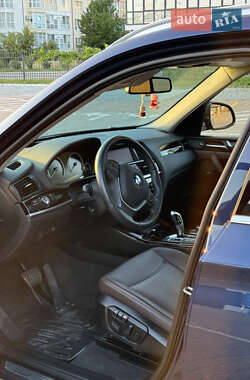 Внедорожник / Кроссовер BMW X3 2017 в 