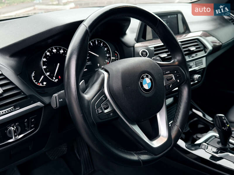 Позашляховик / Кросовер BMW X3 2018 в Одесі фото 14 Позашляховик / Кросовер BMW X3 2018 в Одесі