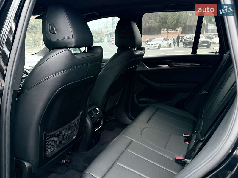 Позашляховик / Кросовер BMW X3 2018 в Одесі фото 40 Позашляховик / Кросовер BMW X3 2018 в Одесі