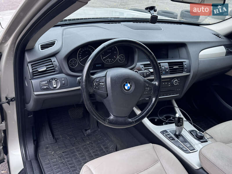 Внедорожник / Кроссовер BMW X3 2013 в Киеве