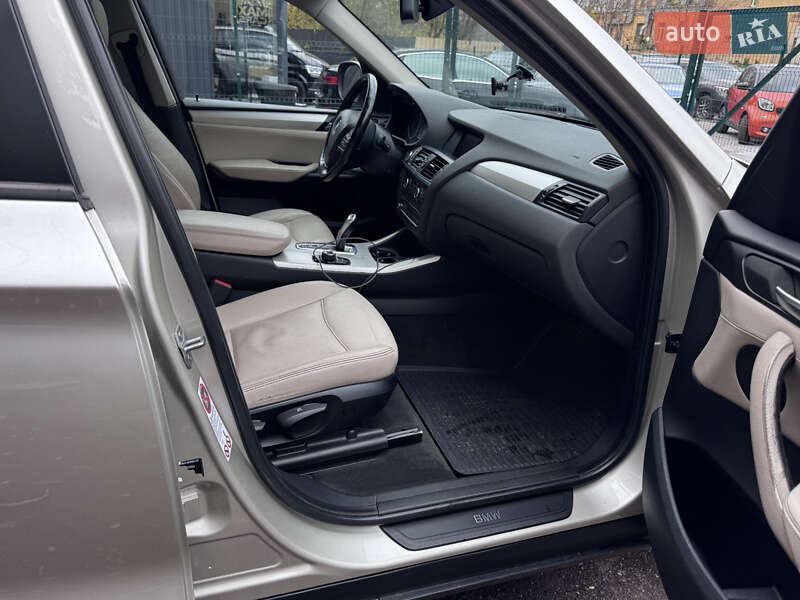 Внедорожник / Кроссовер BMW X3 2013 в Киеве