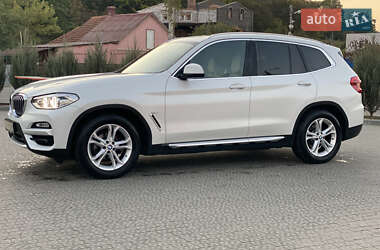 Внедорожник / Кроссовер BMW X3 2018 в 