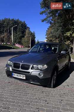 Внедорожник / Кроссовер BMW X3 2007 в Новояворовске