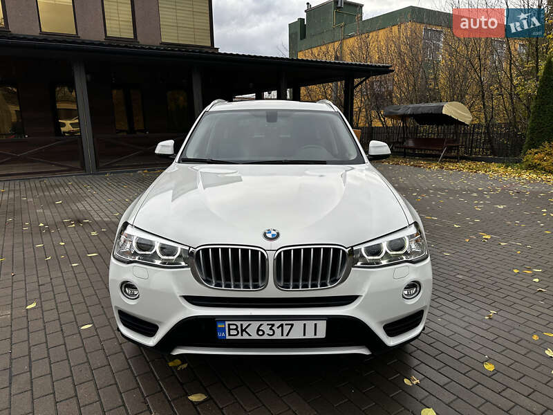 Внедорожник / Кроссовер BMW X3 2015 в Ровно