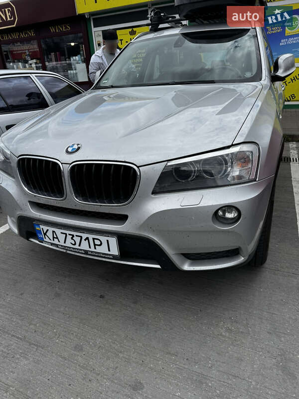 BMW X3 2011