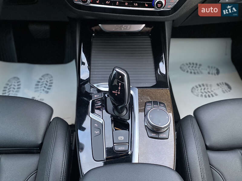 Внедорожник / Кроссовер BMW X3 2020 в Луцке