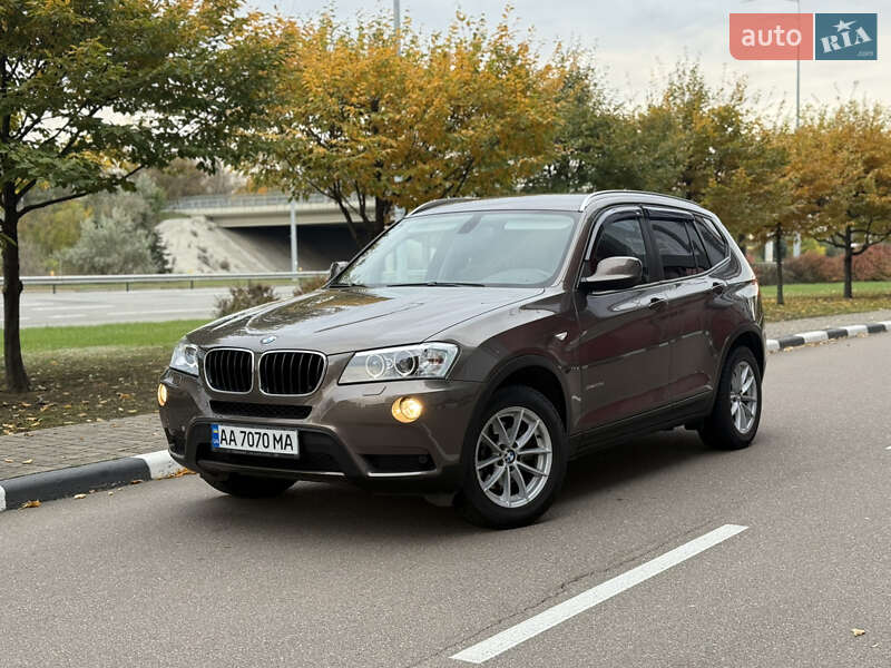 BMW X3 2011