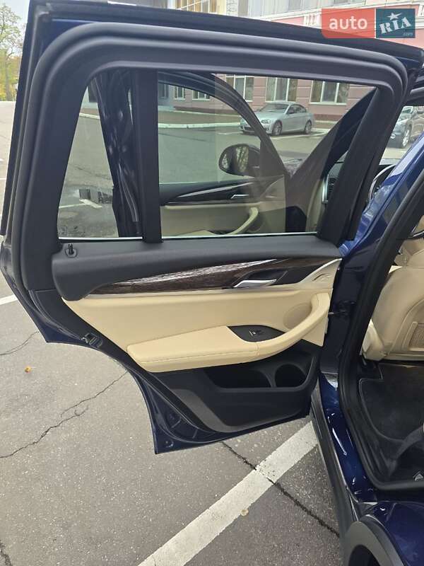 Внедорожник / Кроссовер BMW X3 2018 в Одессе фото 17 Внедорожник / Кроссовер BMW X3 2018 в Одессе