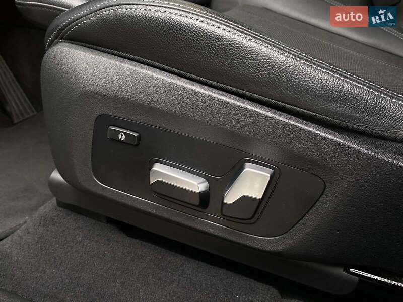 Внедорожник / Кроссовер BMW X3 2021 в Одессе