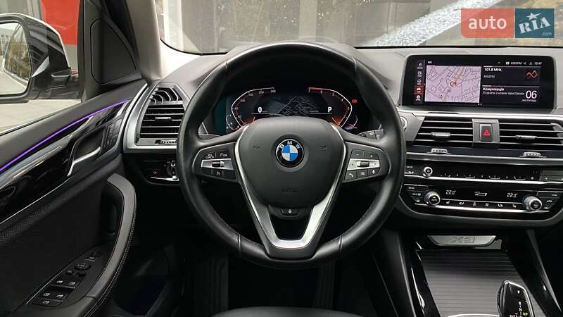 Внедорожник / Кроссовер BMW X3 2021 в Одессе