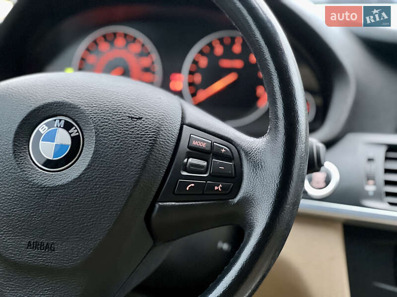 Внедорожник / Кроссовер BMW X3 2013 в Ровно