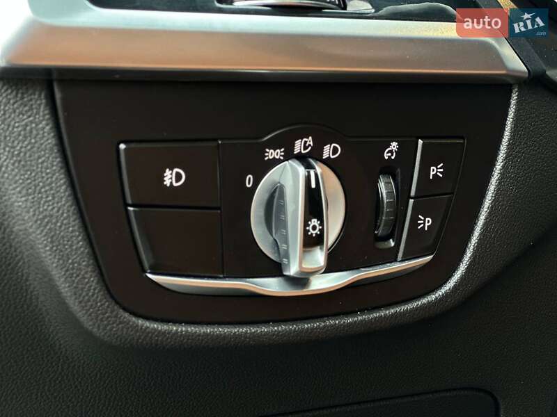 Внедорожник / Кроссовер BMW X3 2019 в Киеве