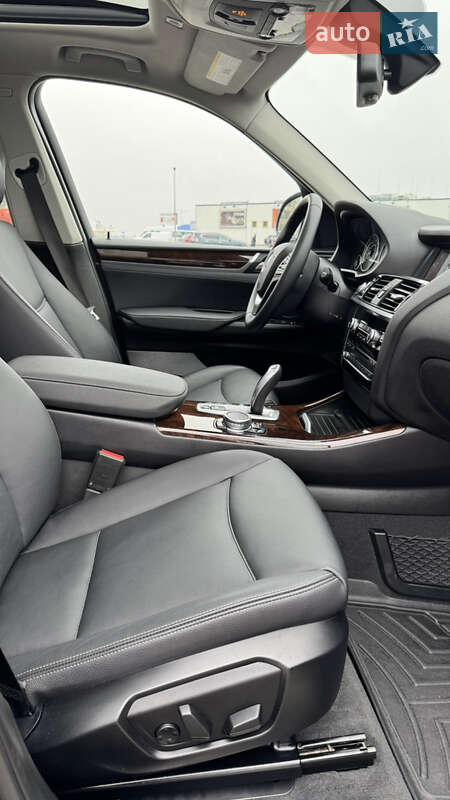 Внедорожник / Кроссовер BMW X3 2015 в Киеве