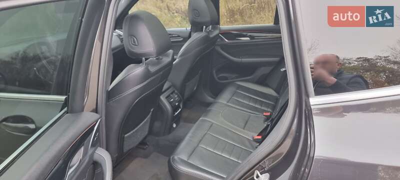 Внедорожник / Кроссовер BMW X3 2018 в Киеве