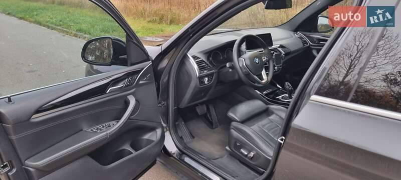 Внедорожник / Кроссовер BMW X3 2018 в Киеве