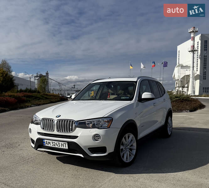 Внедорожник / Кроссовер BMW X3 2016 в Коростене