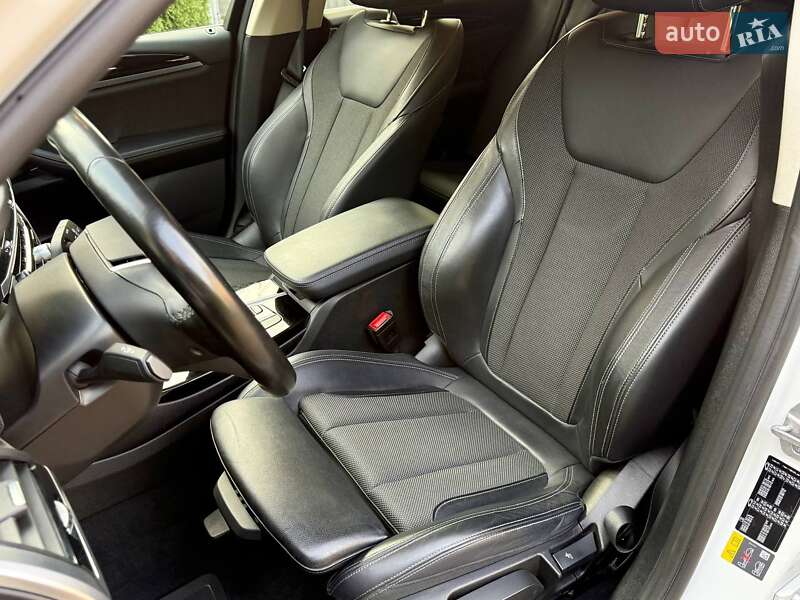 Позашляховик / Кросовер BMW X3 2021 в Самборі