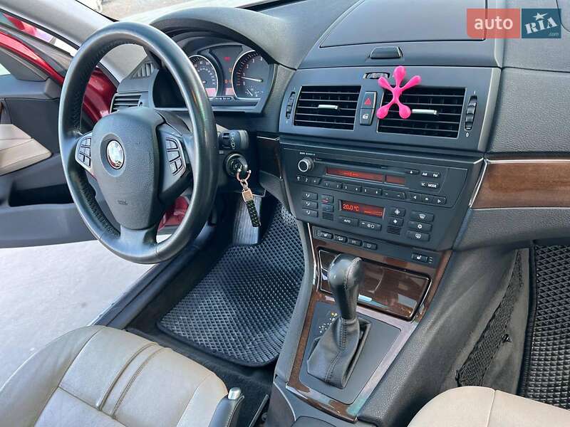 Внедорожник / Кроссовер BMW X3 2010 в Львове