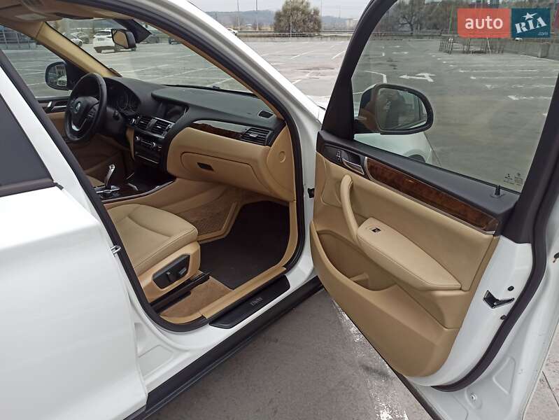 Внедорожник / Кроссовер BMW X3 2014 в Киеве