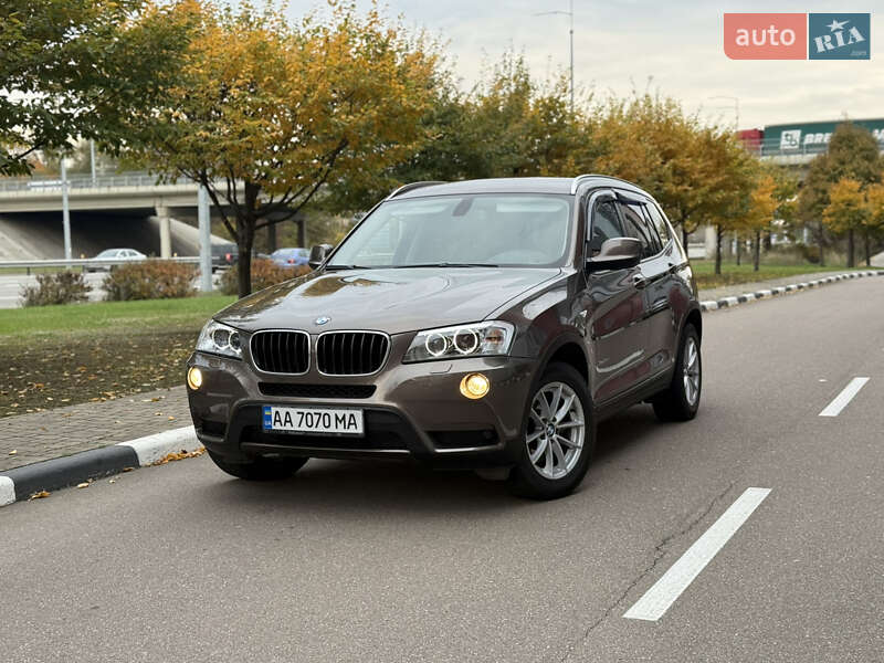 BMW X3 2011