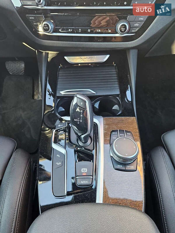 Внедорожник / Кроссовер BMW X3 2018 в Киеве