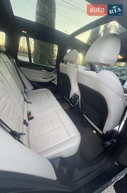 Внедорожник / Кроссовер BMW X3 2020 в Киеве