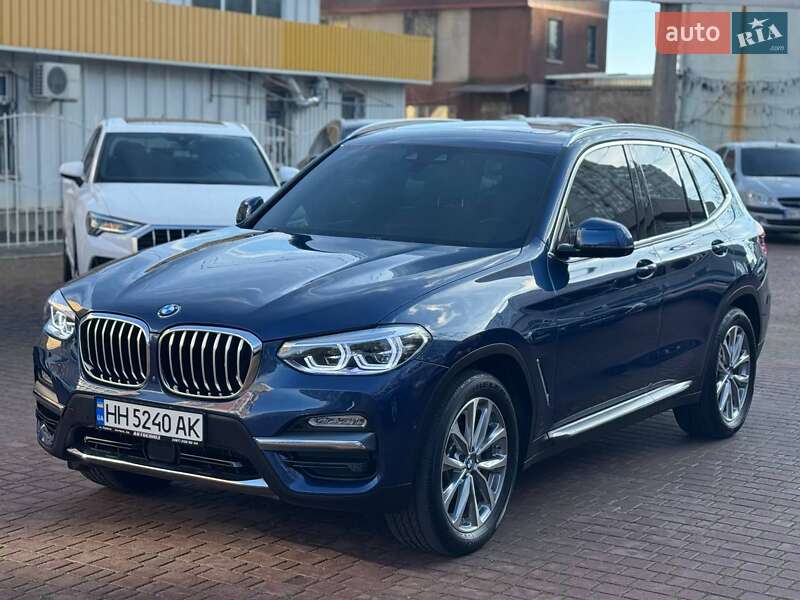 Внедорожник / Кроссовер BMW X3 2018 в Одессе