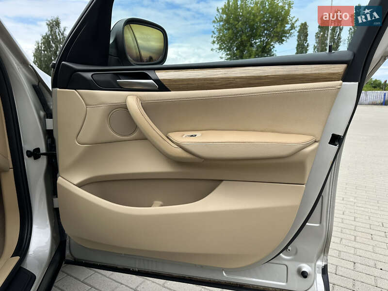 Внедорожник / Кроссовер BMW X3 2013 в Ковеле