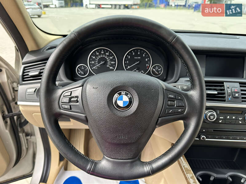 Внедорожник / Кроссовер BMW X3 2013 в Ковеле